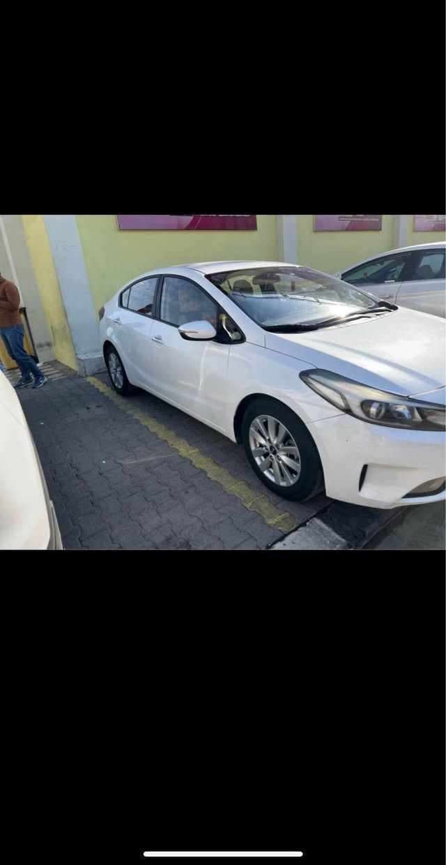 سيراتو موديل 2018 اربيل خليجي بيها قطعه تبديل باب الخلفي من جهه اليمنه السعر 135$ واذا مراوس بسورنتو 15/16وانطي فرق  رقم الهاتف التواصل فقط واتساب *********** النجف, العراق
