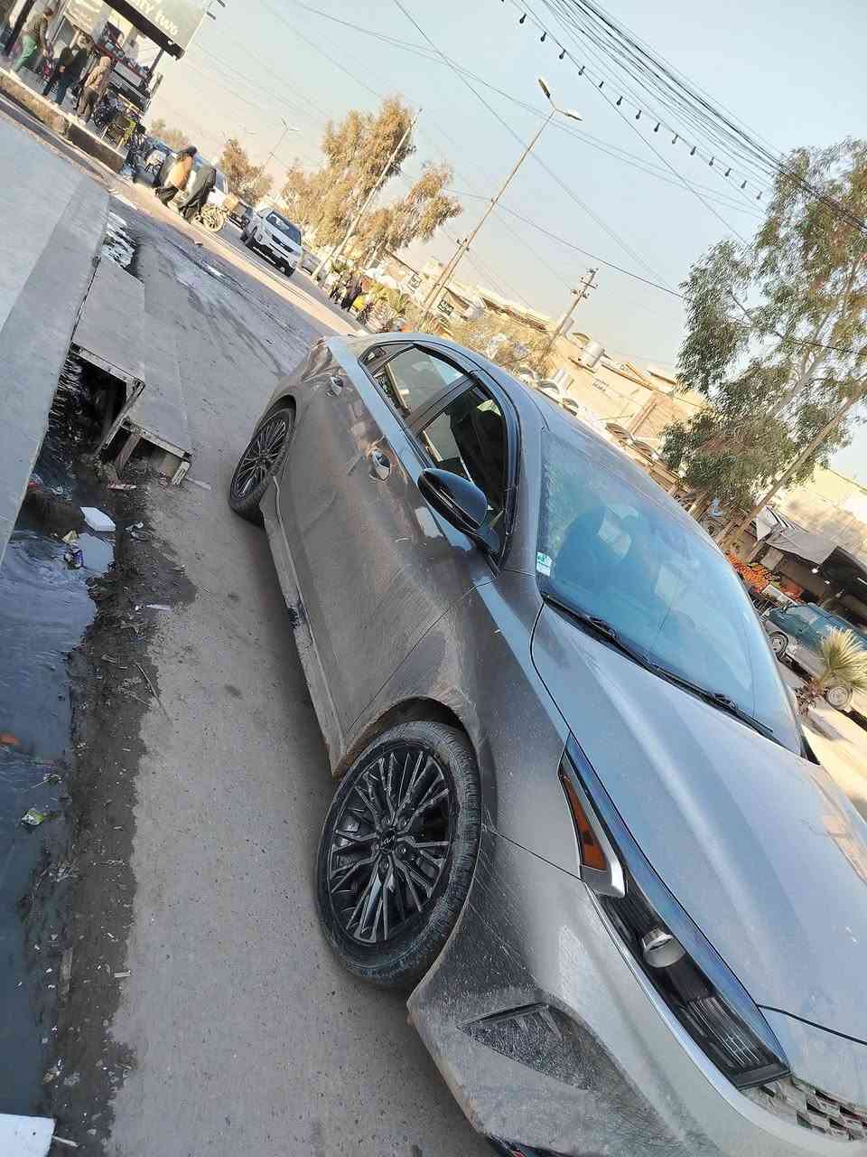 فورتي للبيع
موديل2023
جيتي لين فول واحد ع واحد 
مكينه 20دوش وكير شرط
*********** وبي واتساب
