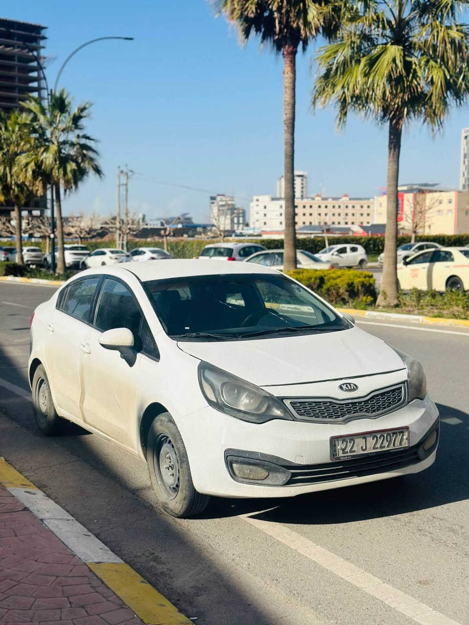 Kia rio 2012 
گێر عادی 
سەیارەكە ئەوەلیاتە قاسرین تحویل نابێت 
تحویلی كاتی من بە ئەوەلیات دەیفرۆشم
گیروومەکینە لۆك
قفل مەرکەزی
چوار جام کارەبای
هەیکەلی جوان
شەش گێر
پێشودوای تازە داگیراوە کامل بەشەرت
سەیارەکە زۆر جوان ماوەتەوە
تەنها یەک پارچە و نیوی بۆیاع  هەیە
نرخ : 63 وەرەقە و کەمێك مەجال
شوێن / هەولێر
بۆزانیای زیاتر نامە بنێرن لەخزمەت دام. أربيل, العراق


**إذا كنت صاحب هذا الإعلان وتريد حذفه لأي سبب، رجاءا أرسل رسالة إلى الدعم الفني**