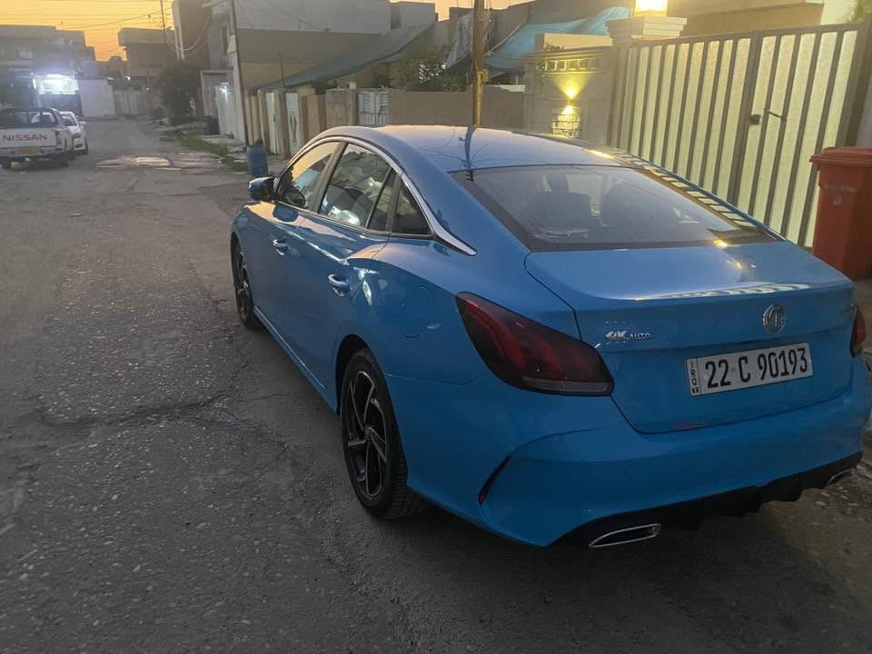 توربو ضمان شريكه حيدري أربيل MG GT 2022  لاكجري .... جديد لوك لوك خليجي  صفر أربيل  

المكان: اربيل

عداد 20 الف قابل للزيادة

‏:‎المواصفات

محرك 1500 تيربو وقليل الصرف

تبريد امامي وخلفي ممتاز

‏‎مصابيح نهارية LED

‏‎مصابيح خلفية LED

‏‌‌‎مرايا جانبية كهربائية

‏‌‌‎اشارات في المرايا الجانبية

‏‌‌‎بصمة تشغيل

‏‌‌‎مقود من الجلد

‏‎مقاعد جلد رياضية

‏‌‌‎مكابح توقف الكترونية EPB 

‏‌‌‎مكابح انتظار الكترونية AUTO HOLD 

‏‌‌‎ABS

‏‎نظام الثبات الالكتروني ESP

‏‌‌‎نظام توزيع قوة الكبح EPD

‏‌‌‎نظام مكابح المنعطفات CBC

‏‌‌‎نظام مراقبة ضغط الهواء في الاطارات

‏‌‌‎نوافذ كهربائية 

‏‎مقود قابل للتعديل

‏‎شاشة 10 انش مع نظام بلوتوث

‏‎تحكم بالمقود 

‏‎مداخل USB مع شاحن

‏‎مدخل كهرباء 12 فولت�‌‏Apple Car Play

واندرويد اوتو

‏‌‌‎ وسائد هوائية

‏‎كاميرا 360 مع حساس خلفي رادار نقطه عميه 

‏‎دبل صالنصة 

‏‎مثبت سرعة.  سياره قطر صبغ  ماكو رصعه شخط مكفول    مشدود ليد داخلي 69 نوع لون بلوتوت كاعيه اصلي ام جي قالب    بونيد دعاميه امامي سويتها ppief علمود شخط حصوا سويتها قبل اسبوع ادما بل شريكه كامل دهن فلاتره دهن تبريد شوته بلاكات 390 الف   سياره بسمي تريد وكاله تحويل شرط  

‏‎فتحة سقف  

السعر 123 ورقه مجال بصيط   ***********
