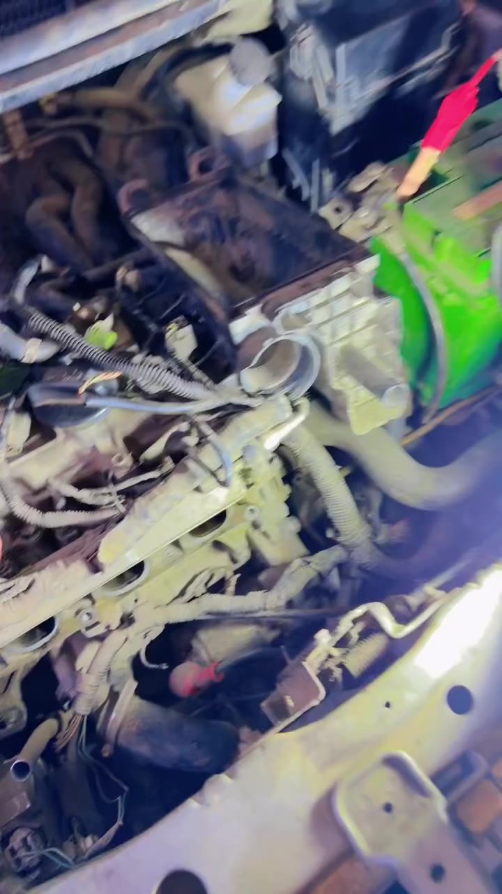 #الحمد_لله 
تم انتقال ورشة الاتحاد الى مكان جديد 
بغداد الحريه الدولعي شارع المعارض 
***********
***********
@إشارة
