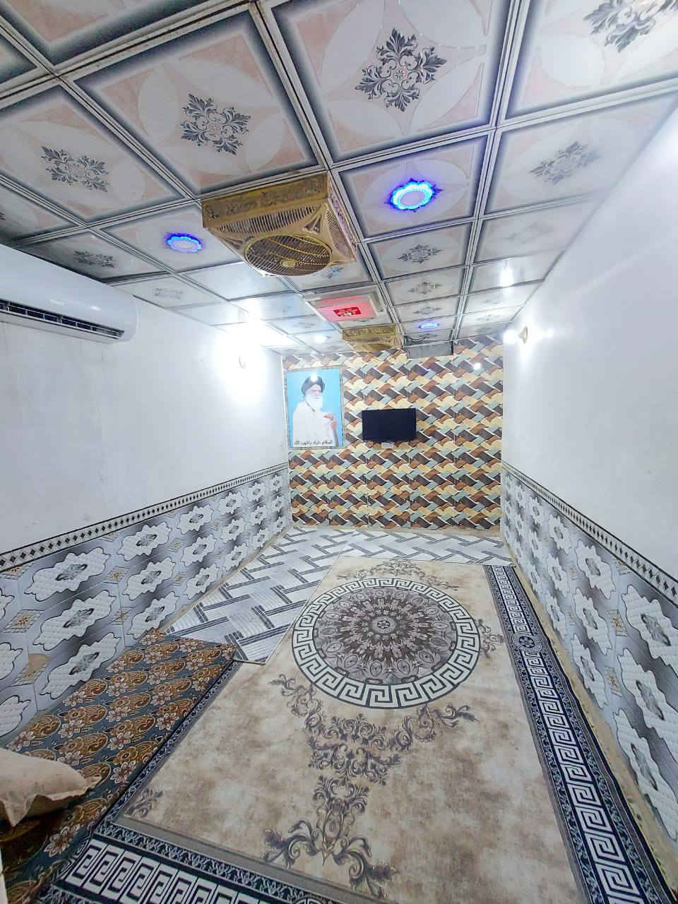 بيت طابو صرف مساحه 100متر واجها 5نزال 20ابو عظام شارع عباس هلال التميمي
يتكون من 3غرف نوم 
الطابق الارضي غرفه 5/4
صاله 5/3
استقبال 5/3
ممشه2/7

الطابق الثاني

غرفه5/4
غرفه5/5

حولي5/3

بيتونه 2/3

بناءحديث2017
البيت بناء طابوق

الاستفسار عن السعر تواصل خاص او الاتصال بلرقم ***********
