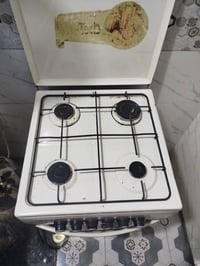 طباخ • ٤ عيون • نضيف