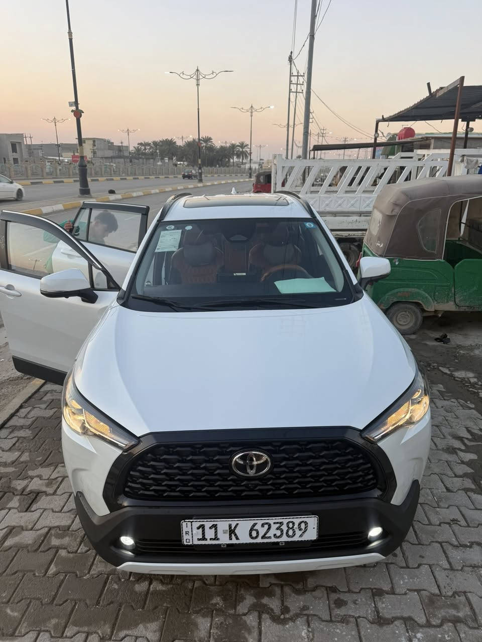 كروس هايبرد 2025
ماشيه 10 الاف رقم بغداد كفاله عامه 
4 كامرات 360
مقاعد جلد + مقعد السايق كهرباء 
اوتو هولد +سايد بريك دكمه
تحديد مسار +مانع تصادم 
قياده ذاتيه 
مانع تزحلق 
دخول ذكي + تشغيل بصمه 
فتحه + قطعتين تبريد 
***********
