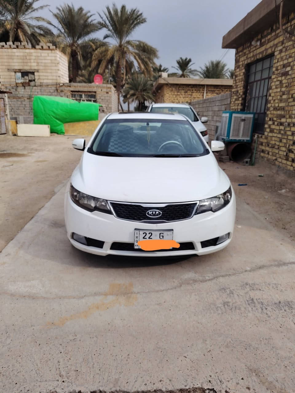 سلام عليكم سيراتو للبيع مديل 12 كفاله عامه فقط باردات بسيطات السياره فول  فتحه مكينه وكير وتبريد وحداديه مكفولات رقم أربيل دولي السعر ١١٠ وبيها مجال للاستفسار *********** مكان السياره كوفه ام عباسيات
