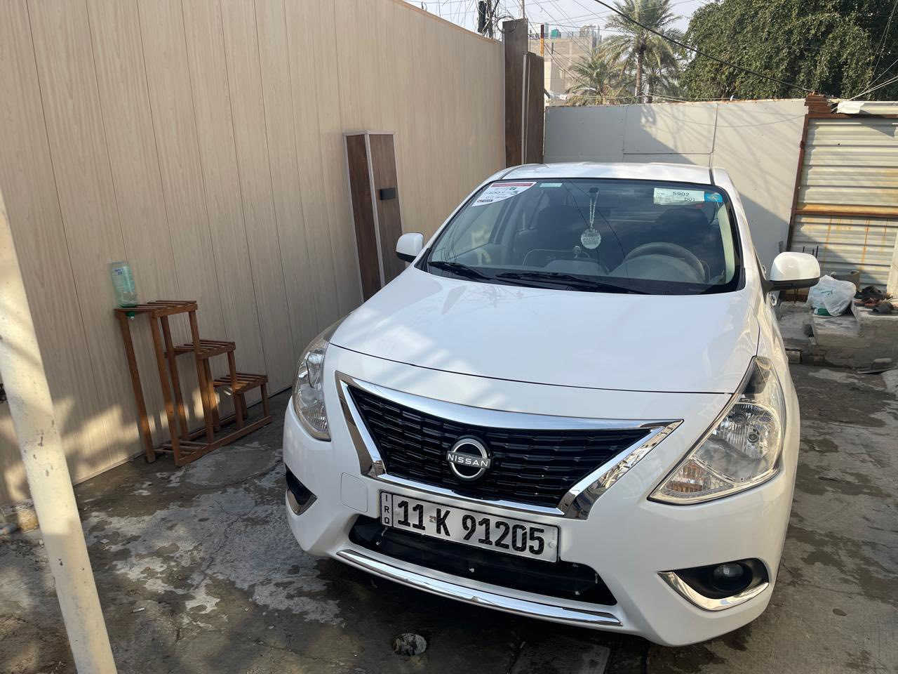 ‏سلام عليكم ورحمة الله وبركاته للبيع فقط نيسان صني هندي موديل 24 ماشي 8000 فقط مكفوله كفاله عامه بعدها على وضع الشركة وبيه اضافات ابطاين للصندوك وللبنيد رقم بغداد بسمي السعر 136 وبها مجال بسيط ***********
