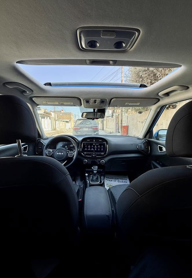 كيا سول EX 2025 ازرق بحري 🌊 

Kia soul EX 2025

مرقم بابل انكليزي جديد ‼️
سنوية وهزة جديد ‼️

فول مواصفات 

فول 1/1 جميع المواصفات بيها 
الضرر باب السائق مستبدل 
وجاملغ معدل بارد ورجعت تصليح درجة اولى

مجموعة الراديترات بلادي عل الشركة مي المحرك وغاز تبريد 🆒✅

الممشى 26 ميل📍

المواصفات
▪️محرك 2000 دوش المرغوب
▪️فتحة سقف
▪️بصمه تشغيل وباب
▪️تشغيل عن بعد 
▪️شاشه كبيره ايباد
▪️شحن موبايل ذكي وايرلس
▪️منافذ شحن خلفيات
▪️لايتات عدسات 
▪️بگ لايتات لد
▪️اناره داخلية لد ابيض  
▪️اطفاء ذاتي
▪️قياده ذاتيه 
▪️توقف ذاتي امامي + خلفي
▪️تحديد مسار 
▪️تنبيه النقاط العمياء 
▪️سيستم سماعات هارمن كاردن مع دمام أمام خلف 
▪️مرآة وسطيه كهرباء 
▪️تدفئة مقاعد كشنات 
▪️تحكم كشن كهربائي
▪️ويل كب حجم 17
▪️رف خلف الكشنات يساعد عل عزل الصوت

السعر ١٧٤ ‼️

رقم الهاتف : ***********
