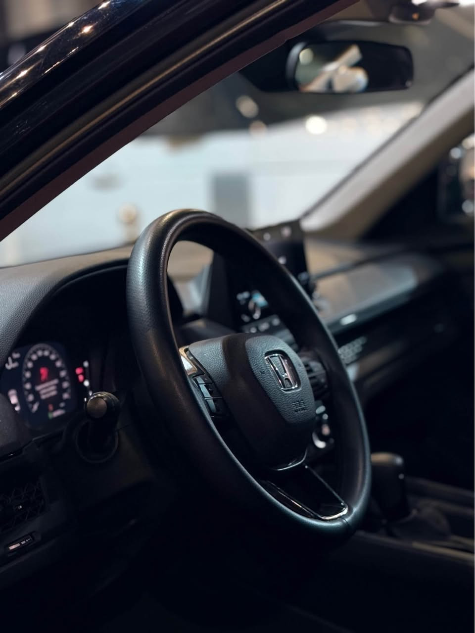 هوندا اكورد 2023  1.5T للبيع
سعر:158😱
*********** واتس اب

فقط بند سبوخ بدون دەواخل 🔥

سياره مكانها اربيل

السيارة ماشيه 41 miles

• مكينة 1.5 

• كير اوتوماتيك 

• شاشة كبيرة

•فتحه

• كاميرا خلفية 3 انظمة

• كرسي كهرباء  لون اسود  

• رادار امامي

• مانع تصادم

• محدد مسار 

• تصحيح مسار

• شفتات بالستيرن

• مثبت سرعة

• مانع انزلاق

• دخول ذكي 

• إنارة ترحيبية

• هندبريك كهرباء

•لايت عدسات زينون

• نظام اوتو لايت Auto

• لايت العالي زنون 

• حساسات مطر 

• حساسات دخول الإنفاق

• حساسات ضغط هواء الإطارات

• أوامر صوتية

• 2 أنظمة قيادة (eco, sport)

• بلوتوث

• مدخل عدد2 تايبسي 

 

السعر 158 

*********** whats app 

مكاني  اربيل أربيل, العراق
