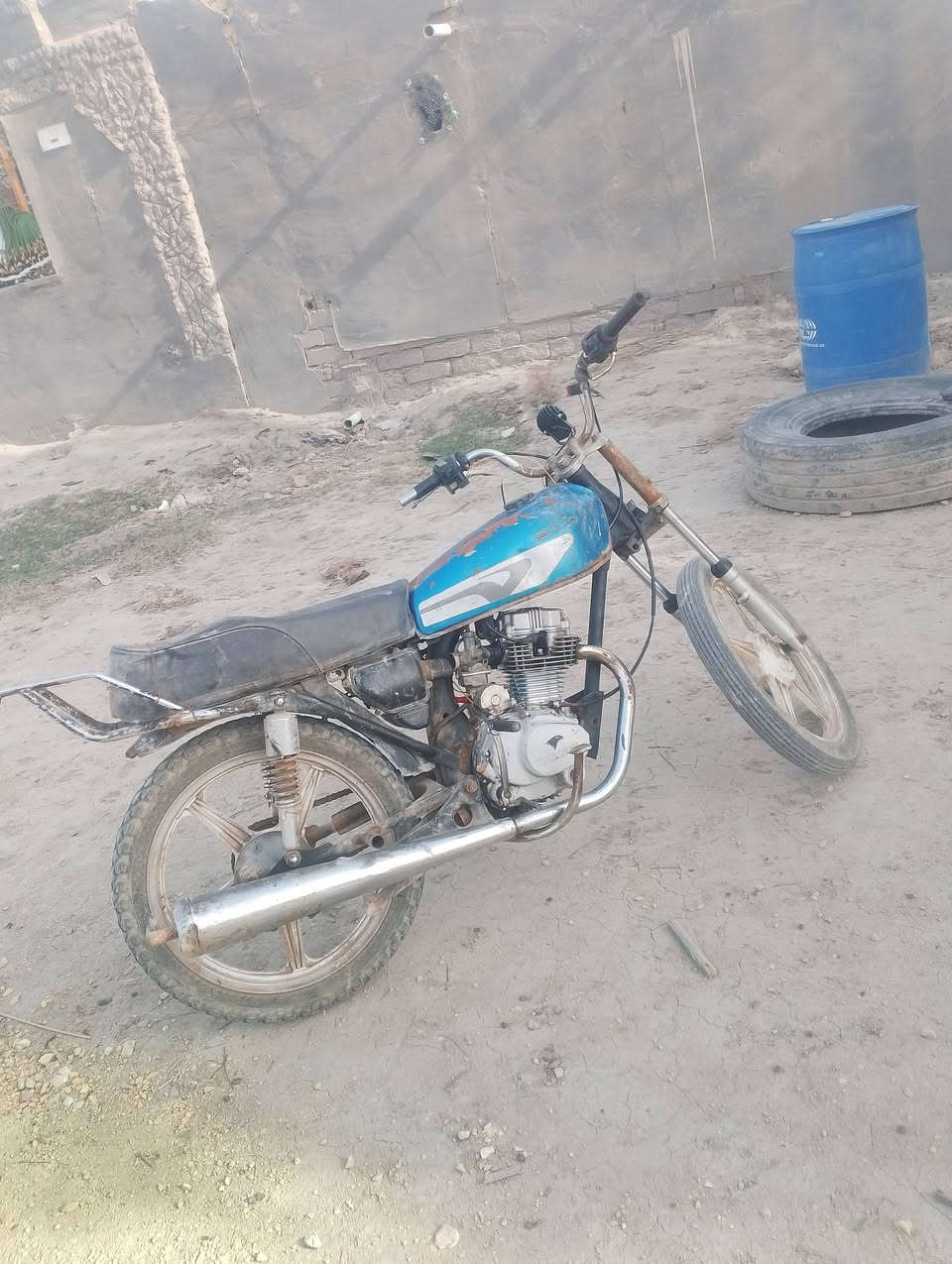 السلام عليكم للبيع دراجه ***********
