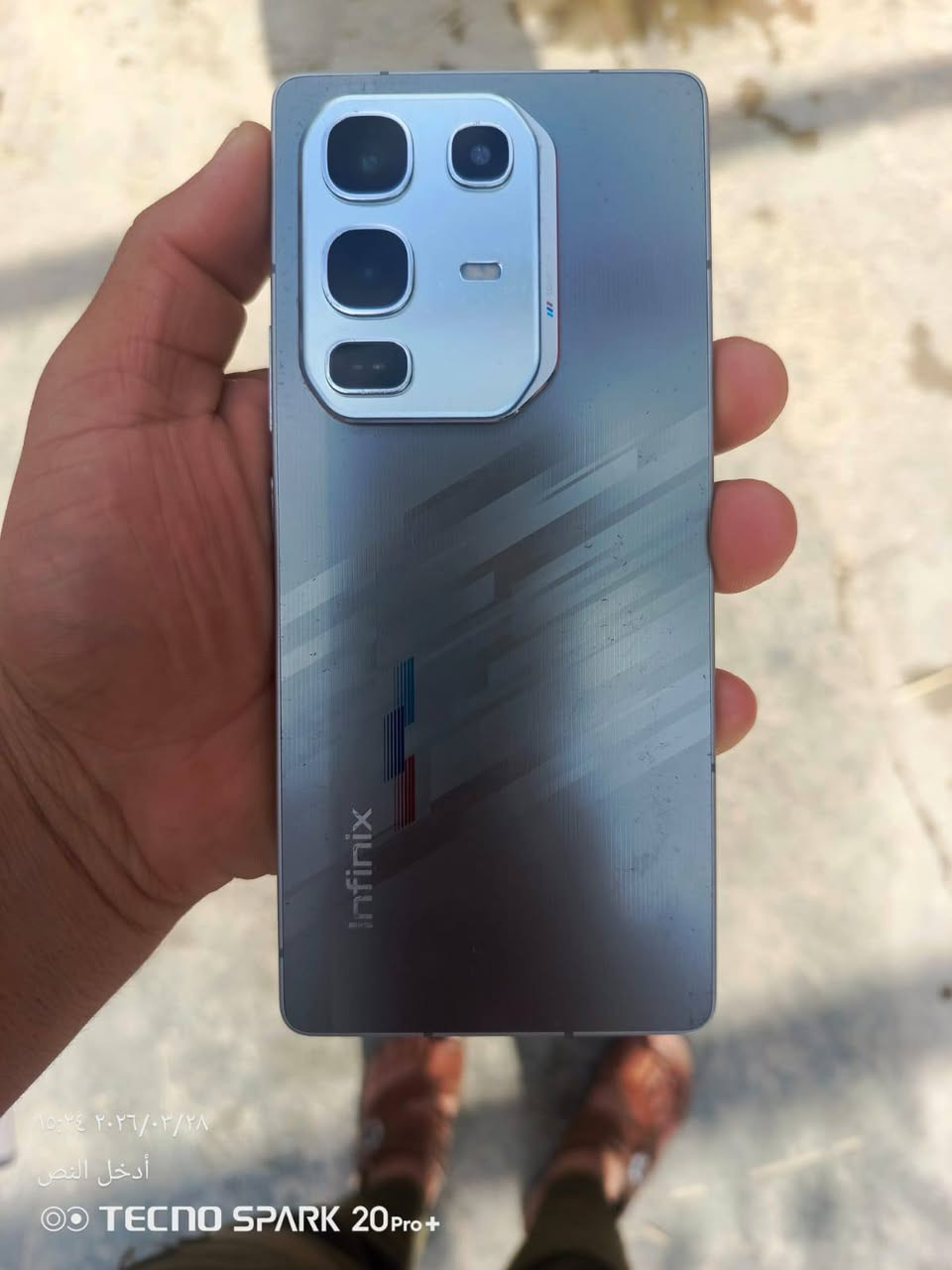 للبيع جهاز انفنكس نوت 50 فول نضافه ذاكره 256 ارام 12 90فريم بل بوبجي السعر 330وبي مجال للستفسار الاتصال ع رقم ***********
