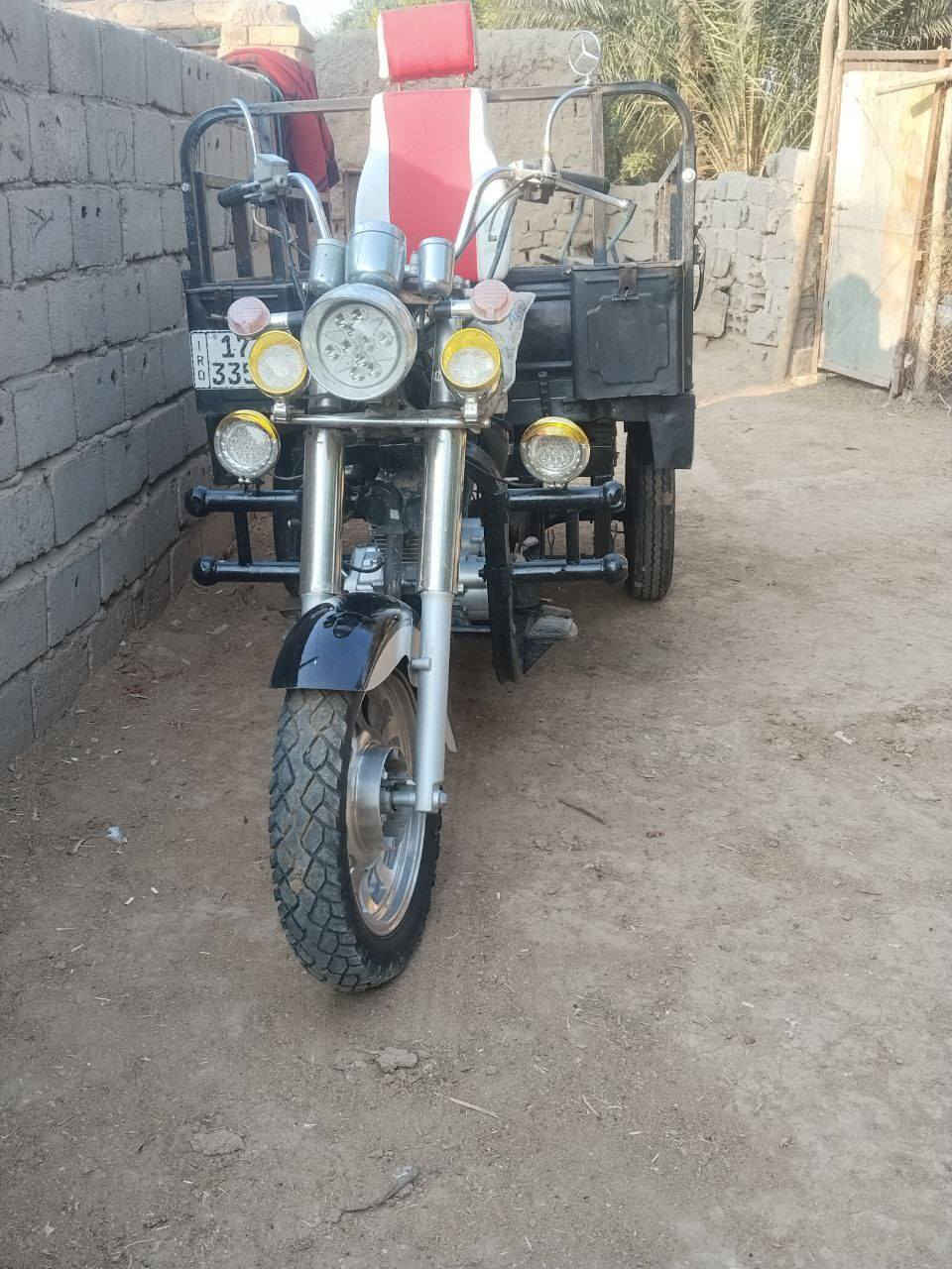 أعيد نشر بسبب لوعود لكاذبه 

سلام عليكم ستوته للبيع مديل 13 تعمير جديد مكفوله كفاله عامه (رقم أنگليزي وسنويه )مداور شوكت ما تريد مكاني ديوانيه لحمزه شرقي سعر خاص .***********.  ***********
