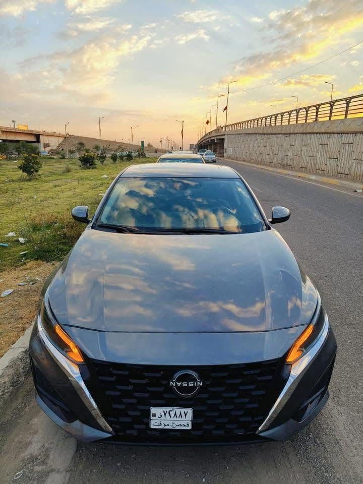 🚗 للبيع نيسان ألتيما 2024 SV
الموديل: 2024

لون رمادي مرغوب جدآ

الفئة:  plus SV

الممشى: 60 الف مايل

المواصفات:

✔ كاميرا خلفية

✔️نقطه عمياء

✔ دخول وتشغيل بصمة

✔️رادار امامي خلفي 

✔ مثبت سرعة

✔ حساسات ومزايا أمان متعددة

✔ فتتحه 

مواصفات ال  plus SV. معروفة 
)

📍الموقع: ديالى 

📞للاستفسار ***********
