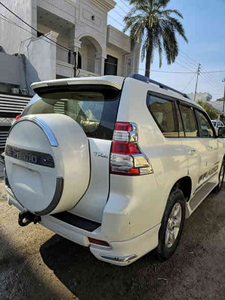 السلام عليكم
برادوا موديل 2015. T.XL
6 سلندر رقم بغداد باسمي
ماشية 138 
تخم تاير ياباني
تشغيل عند بعد 
بصمتين
بيها صبغ بالدعامية الخلفية والباقي مكفولة 
 وبيهة كل المواصفات المعروفة T.XL 
السعر 320 
تواصل على الرقم
***********
