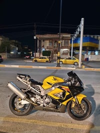 سي بي آر 929 • بدون اوراق • محرك ناقص