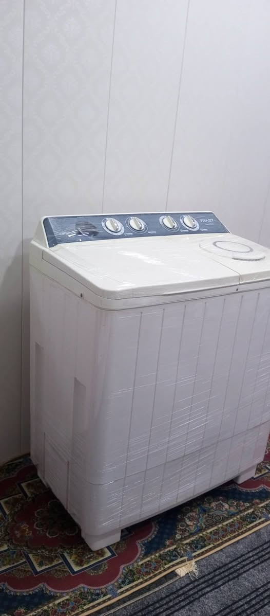 غساله نوع تريست بالة حجم ١٨ كيلو شرط الشغل غسل وتنشيف جاهزه شرط الفحص وشرط النظافه السعر ٨٥ الف *********** واتساب موجود البصرة, العراق
