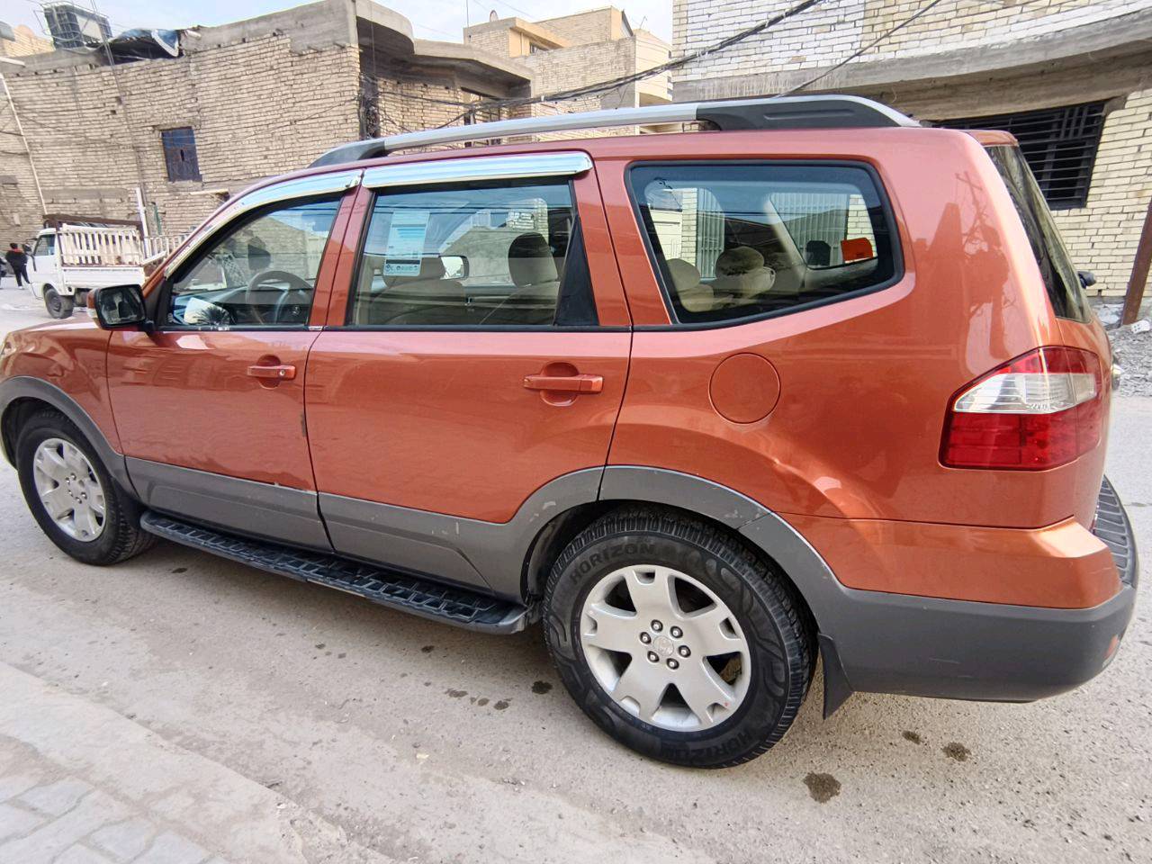 للبيع موهافي خليجي ٢٠٠٩  مكفولة من الضربه بيها فقط دعامية امامية صبغ  وباب السايق بارد موضحه في الصور والفيديو  بدون معجون ولا صبغ فقط تكحيلات

محرك 3800 المرغوب  ومحرك وكير واكسل مكفول والتبريد ثلج والتدفئة شغاله مواصفاتها 
فور ويل 4x4  
مانع تزحلق وانحدار 
مري الجوانب شفط وتحكم كهرباء  
الجنطة شفط كهربائي
كشن السائق كهرباء 
السعر 118 وبيها مجال عنواني بغداد الكرخ  *********** موجود اتصال واتساب على هذا الرقم