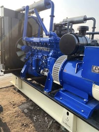 مولد اشتاير 24 بم كهربائي 300كيفي شغل درجى اولى للأستفسار 07718543010