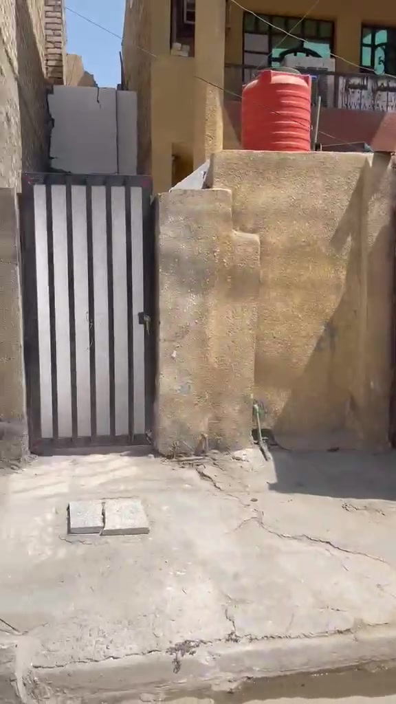 السلام عليكم يوجد 
مشتمل  للايجار مساحته 60متر منطقة أبو دشير كشك علاوي الاستفسار الاتصال بالرقم ***********
