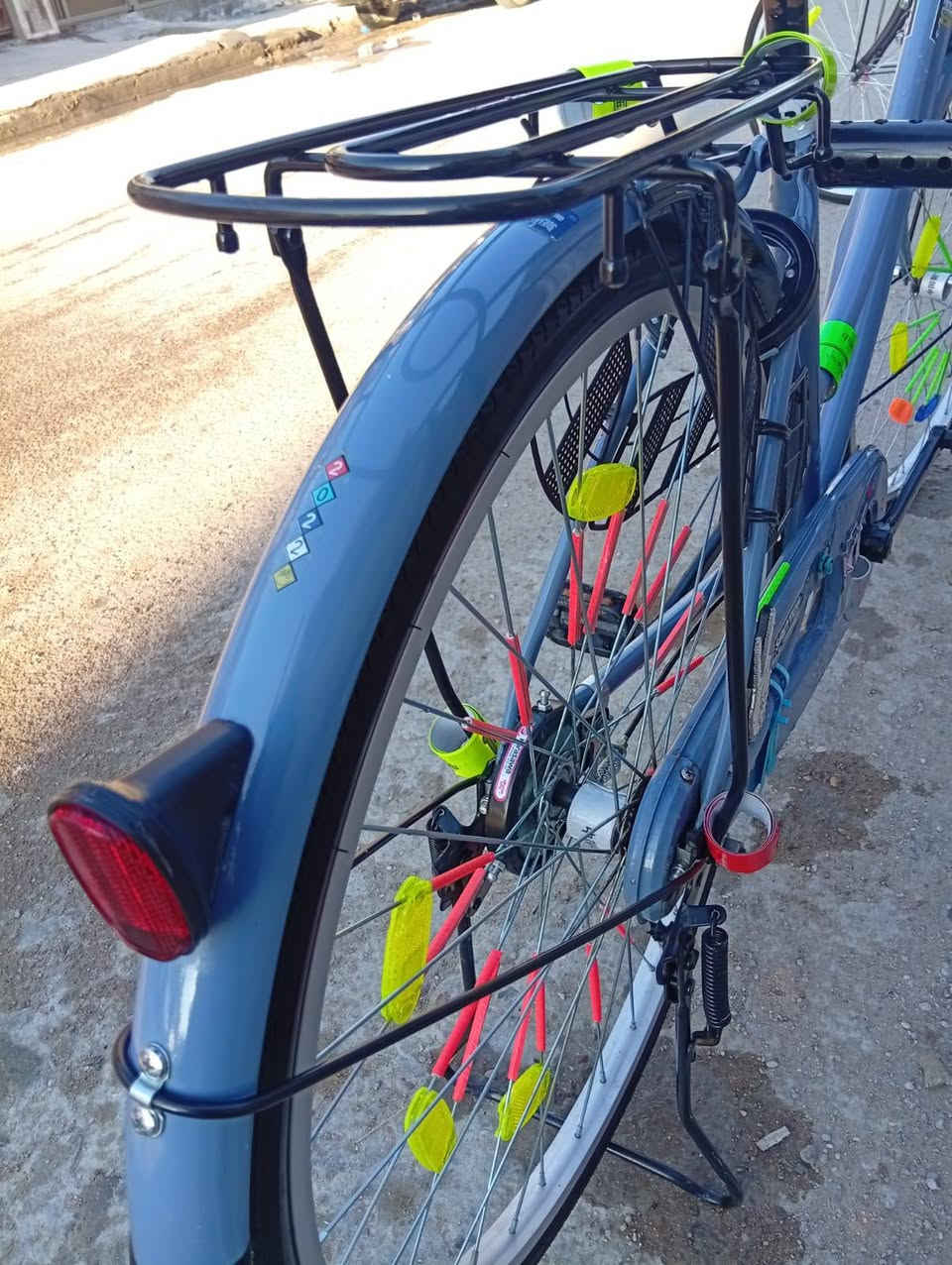 سلام عليكم بايسكل للبيع نضيف كلش بايسكل حيل نضيف سعر 150 اوبي مجال


**إذا كنت صاحب هذا الإعلان وتريد حذفه لأي سبب، رجاءا أرسل رسالة إلى الدعم الفني**