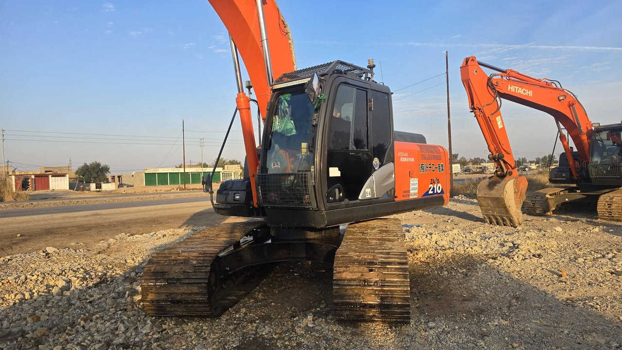 بسم_الله_الرحمن_الرحيم
بســم الله 

سلام عليكم👋  

للبيع حفاره هيتاشي ⚔️

بي فايف 5

منفيس اوراق 

حجم 210

موديل 2016

انجكتر 4 سلندر 

العنوان واسط العزيزيه الشارع العام محلات بيت الزهلول الادوات الاحتياطيه للحفارات الهيتاشي 

الاتصال على هذا الرقم📞

***********

***********

كفاله_عامه_وارد_اليابان👍👍
