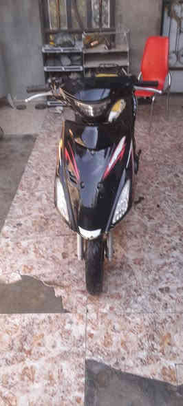 السلام عليكم
دراجه ادرس للبيع الدراجه حلوه شلعه ومعدل تخبل بيها نواقص ذاكرها بالفديو البصره الجمهوريه سعرها 200 للإستفسار 
***********
