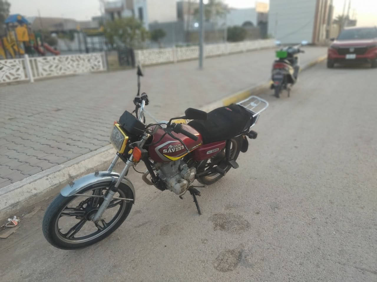 للبيع 600 وبيها مجال دراجه إيراني نضيفه شلعه فول محرك اخرس كهربائيات دبل اشره نكرة صلف لا تنقيص لا تبخير دراجه حيل حلوة مابيهه اوراق مكفوله من السرقه المكان رمادي حي ضباط
***********
