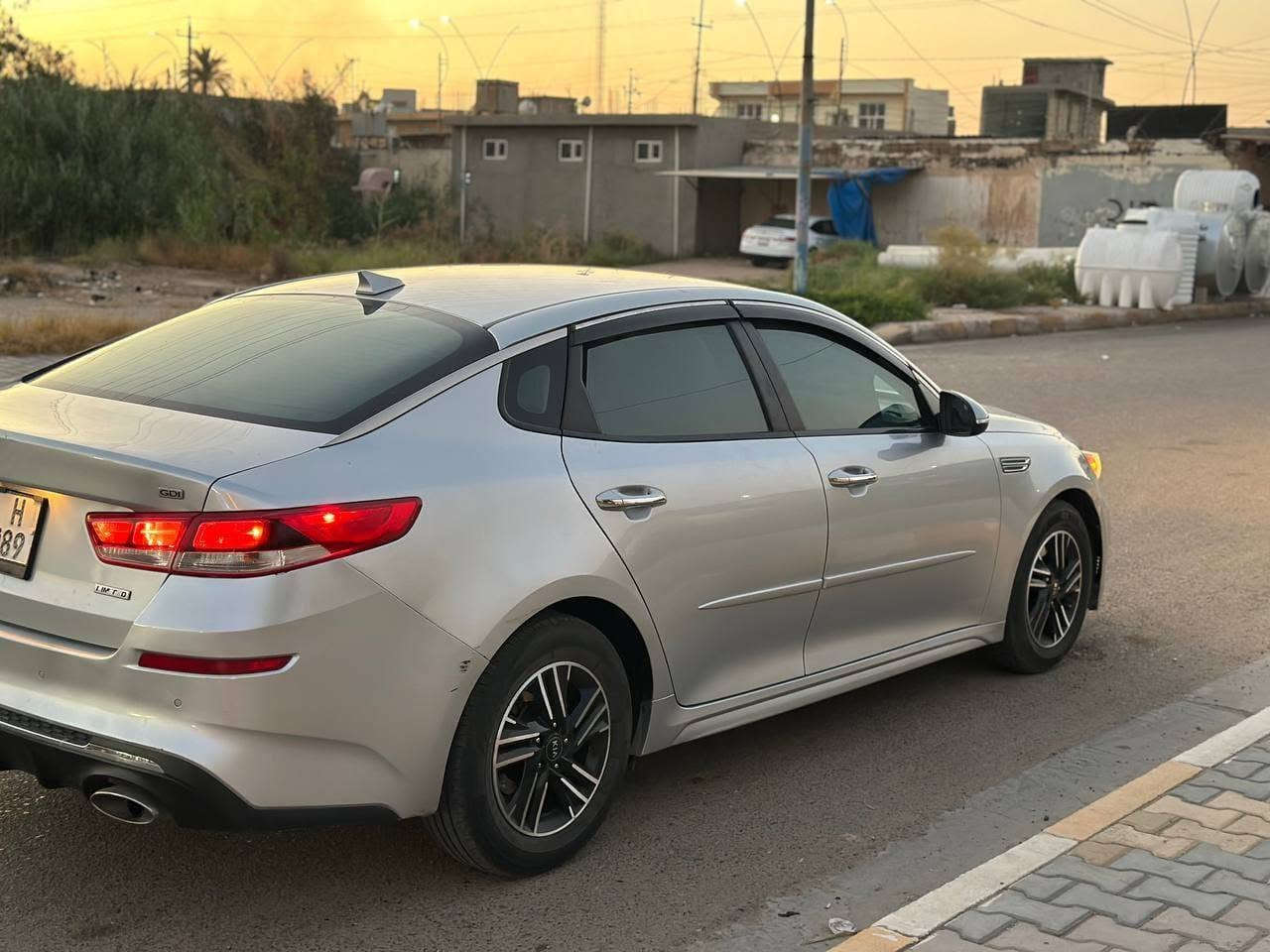 ​🚗 للبيع كيا أوبتيما - حالة ممتازة
الحالة: كلين تايتل  
​الوثائق: السيارة باسمي، والتحويل ثاني يوم.
​الموقع: الفلوجة.
​السعر: 150 ورقة (وبيها مجال للشراي).
​⚠️ ملاحظة: لا توجد لدي برامج تواصل، الاستفسار اتصال فقط.
​📞 للتواصل: ***********
