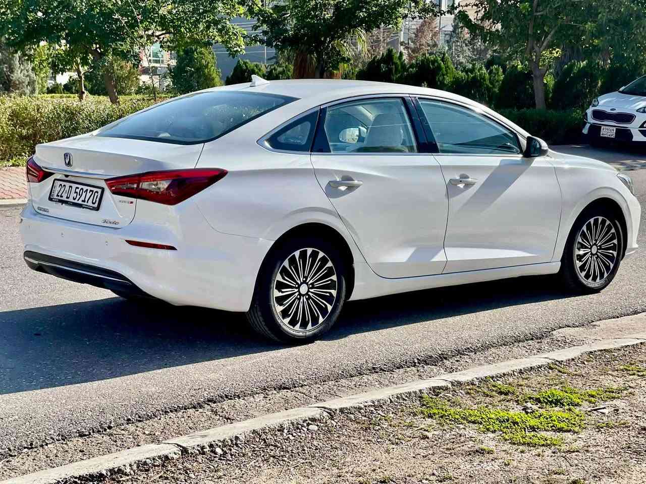 changan Eado 2019 
شانغان ئـیدۆ فول مواسفات
 بە س سلایت نیە بەسمە  ویلکەپ شاشە  بریک بە سمە کامیرا کامل حساس  ڤۆلیۆم مە کینە 16  هیجی نیە لۆکە هەمووشتیکی نویە سحری97 (***********) أربيل, العراق
