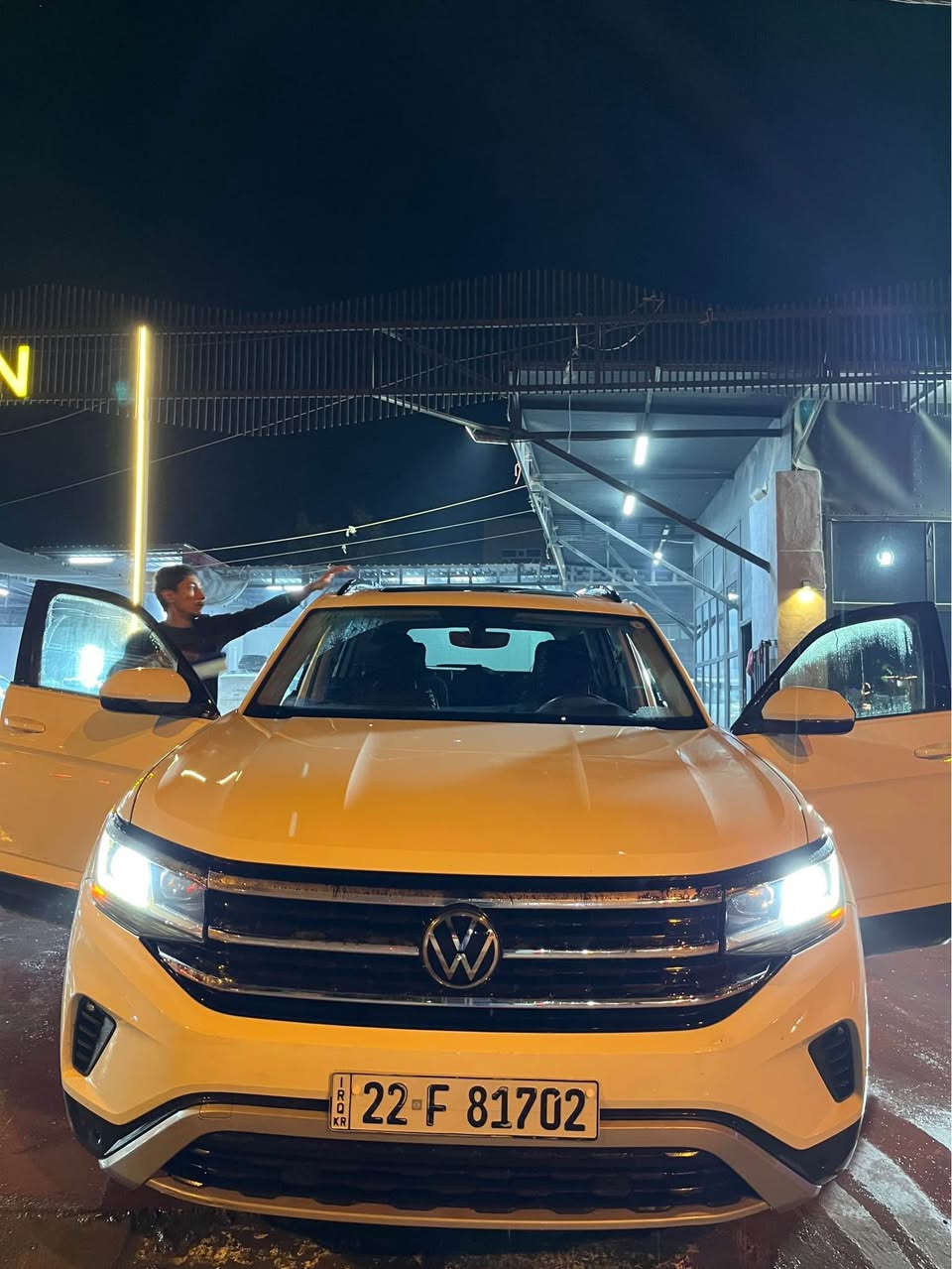 ڤۆلکسواگن ئەتلەس مۆدێل ٢٠٢١ بۆ فرۆشتن مواسەفەت se ٦پستن فول فول 
٤٩ هەزار مایل ڕۆیشتووە
دەبل ئەکسل و ٤ مۆدی لێخورین و گوشن vip و پانۆرامە 
چاملغی پشتەوەی سایەقی و بستێک دەرگای پشت سایەق بۆیاخە
*********** سوران, أربيل
