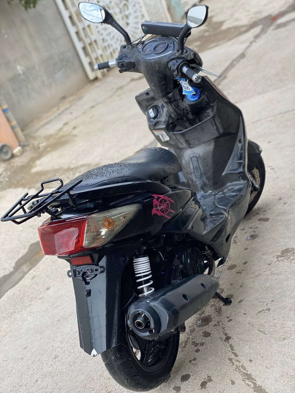 من رخصه الادمن . سكنس فحل ياباني قبق نفخ
 نوزل خطين 
كهربائيات كله شغاله ⚡️
دراجه صاروخ 🚀
مكينه بلادي 
صالنصه رياضي
كلجات رياضي
لسعر850  🛵 وبيها مجال
اي نقص بابيها 
نكره سلف هندر
العنوان - بغداد /الجزيرة بغداد السياحية 
الشراي يتصل
***********
