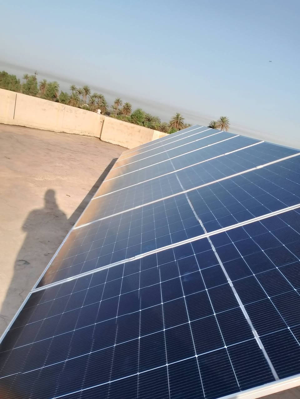لا تخلي انقطاع الكهرباء يوقف حياتك! ⚡
​هل تبحث عن حلول طاقة شمسية تعتمد عليها؟ في Mk Smart Energy Solutions، نحن مو بس نركب أنظمة.. إحنا نوفر لك استقراراً طويل الأمد لمنزلك أو عملك.
​لماذا تختارنا؟
​✅ خبرة تخصصية: احترافية في برمجة العواكس (Solis, Powerzone, SRNE) لضمان أعلى كفاءة.
​✅ تجهيزات متكاملة: حلول مخصصة لأنظمة البطاريات والليثيوم.
​✅ دقة في التنفيذ: تأسيس كهربائي وربط دقيق يحمي أجهزتك من التذبذب.
​💡 باقاتنا تبدأ من 3,800,000 وتصل لـ 11,500,000 دينار عراقي، لتناسب احتياجاتك وميزانيتك.
​📍 الموقع: بغداد - المحمودية.
📞 للاستفسار والحجز: اتصل بنا مباشرة على: ***********
​Mk Smart Energy Solutions.. طاقة ذكية.. لحياة أسهل.
