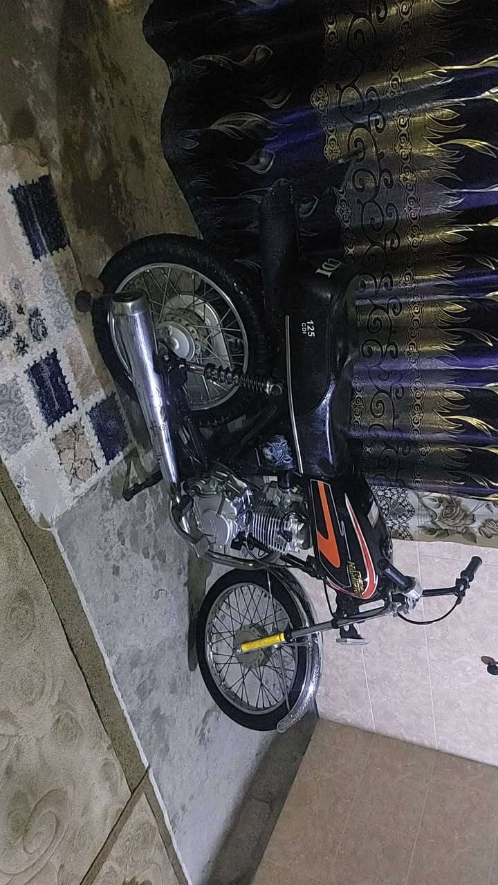 نامه شلامجه موديل 25 شرط من تايه لا تايه مطور جهاز مابي اي نقص سعر 425وبي مجال حك جيتك بس مكاني حي سماح ***********
