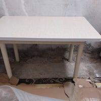 طاولة • جديد • توني فتحتها