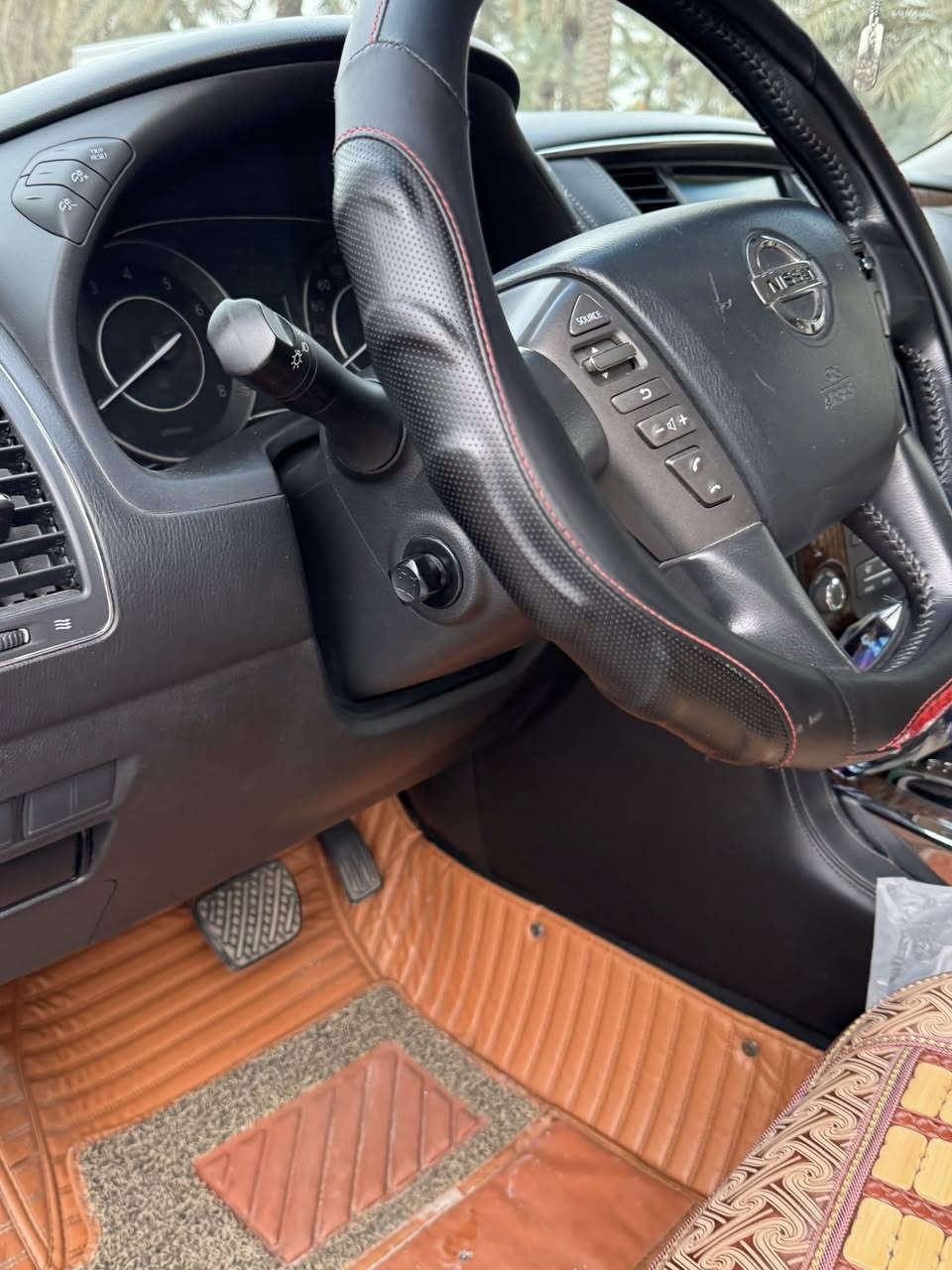 سلام عليكم باترول 2017 مكينه 6 سلندر كفاله عامه مغلفه ppf فئه بلاتينيوم سياره وضع شركه بعدهه تخم تاير جديد ماشيه 29 الف حقيقي 
لبيع او المراوس بتاهو 2020 فقط 
سعر 370 وبيهه مجال 
***********
