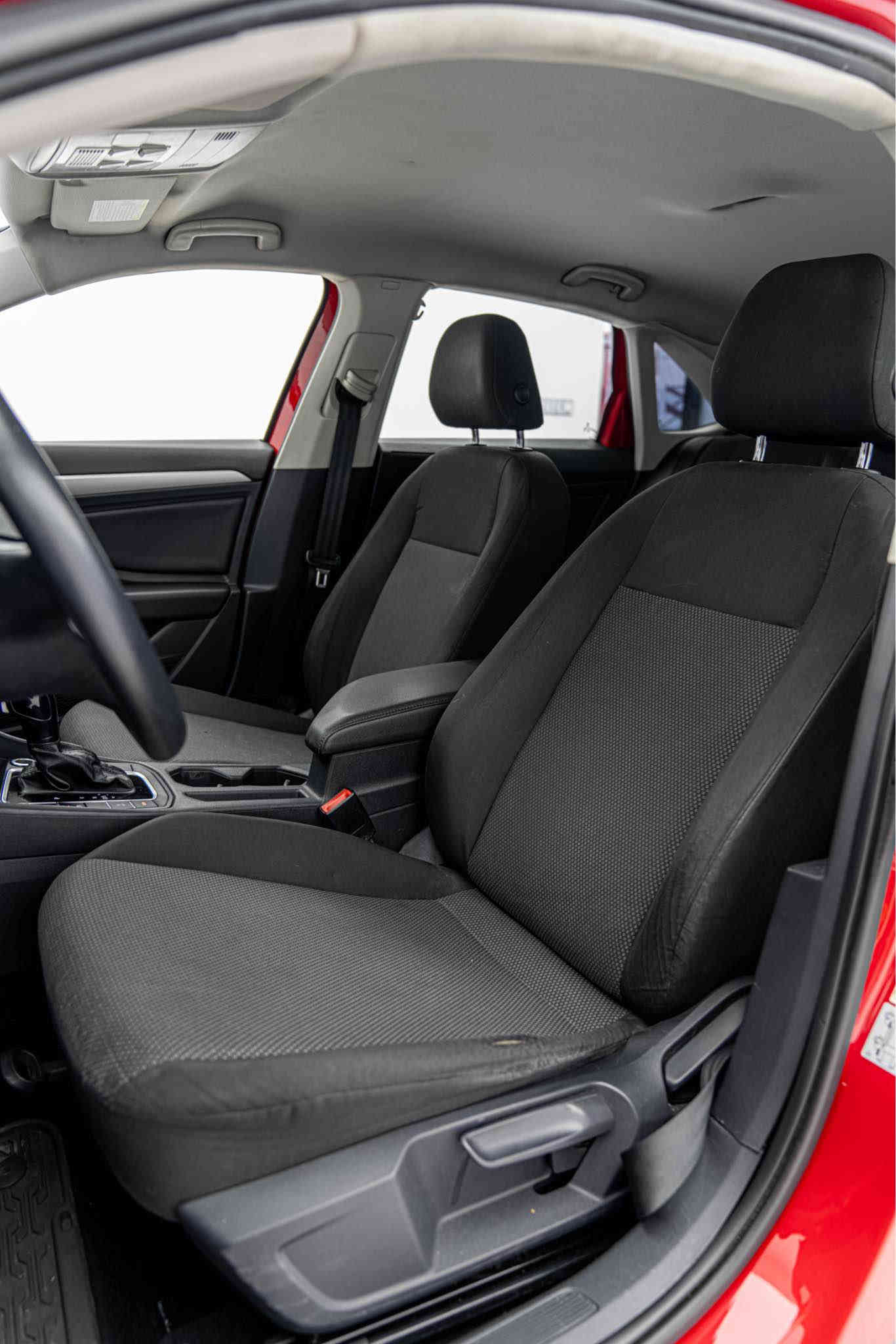 Make: VW JETTA S
Year model: 2020
Importer: U.S.A
Odometer: 89,000mi
Price: $13,800
_______________________________
For more info
Call: 0750 400 3332
Call: 0770 400 3332 دهوك
