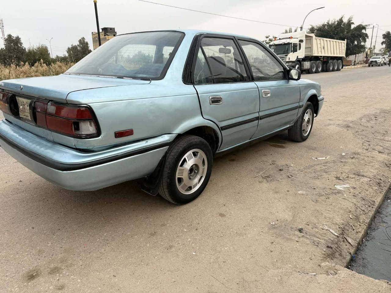 السلام عليكم 
من رخصة الادمن 
كولا موديل 92 ايسر بلاد 
رقم مثنى تحويل مباشر  
مكفولة من العيب بدون ضربه بيها رش سبب جراد
محرك كير تمام ادامه كامله بلكات نوزلات فيتبم 
حدايه مشط درايمات كله جديد 
اربع سماعت اصلي دوشمه مفروشه عازل 
غرفه حلوه 
طخم تاير جديد 
بطاريه جديد 
تبريد نقص كمبريسر 
السعر 38 
مكان ذي قار  / ***********
