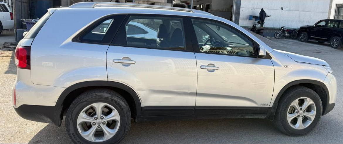 مواصفات بدون فتحة /سويج / داخل مخمل
مكفولة من الضربه 
بيها فقط شخوط شخط بدور الجاملغ الخلفي و الباب الامامي جهة الراكب 
و اكو شخوط بالدعاميات وملاحظات بسيطة
السيارة بحالة ممتازة كير ومحرك وكهربائيات وحدادية 
مكلف بالنشر وهذا رقم صاحب السيارة
‏‪***********‬‏ النجف, العراق
