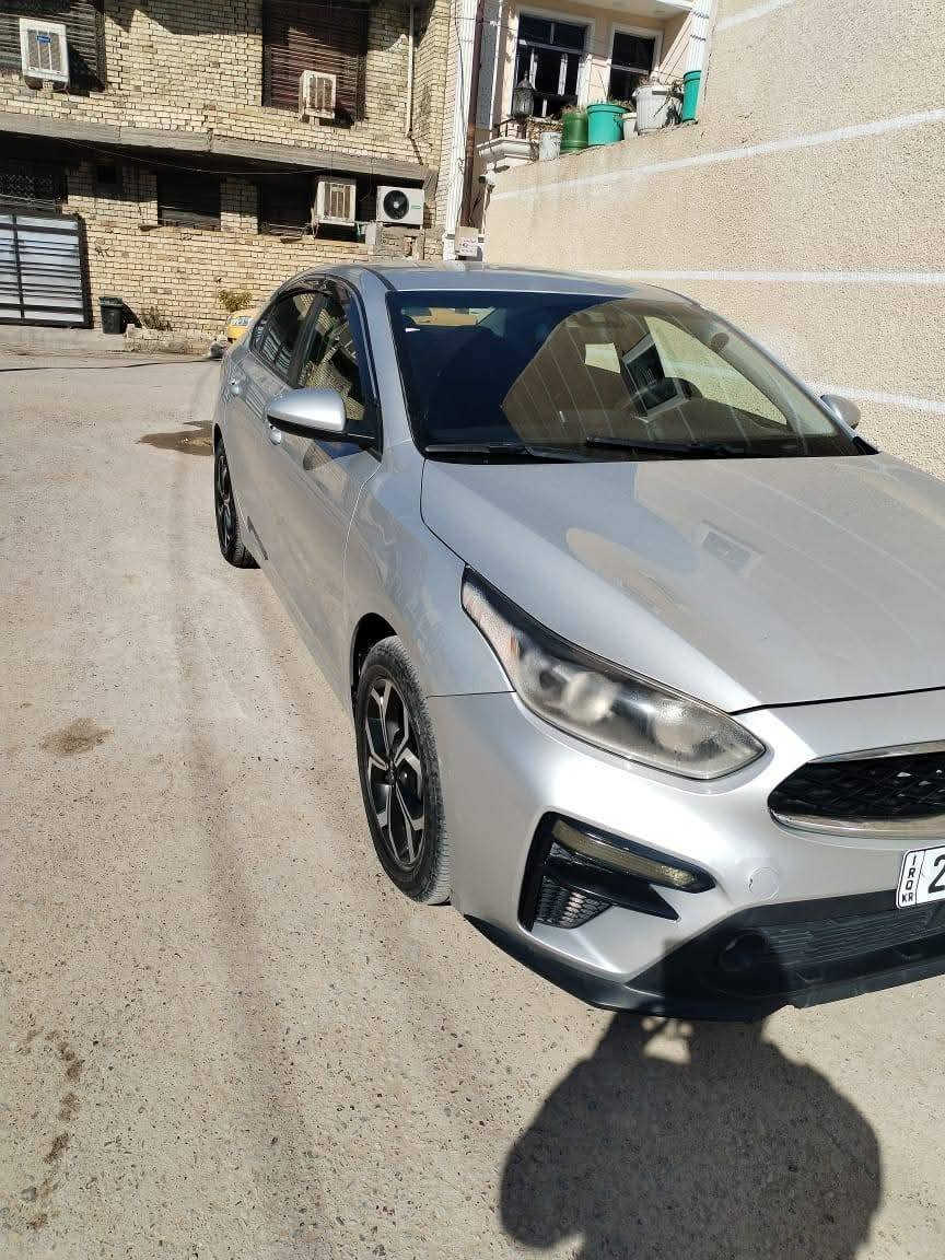 السلام عليكم فورتي وارد امريكي موديل ٢٠١٩ حادثه قبغ الصندوك مبدل اصلي وشيه باجاملغ صبغ كير ايتي محرك ٢٠٠٠ دوش سياره جاهزه من كلشي سونار مرفق بلمنشور 
العنوان بغداد الدوره للتصال ***********
