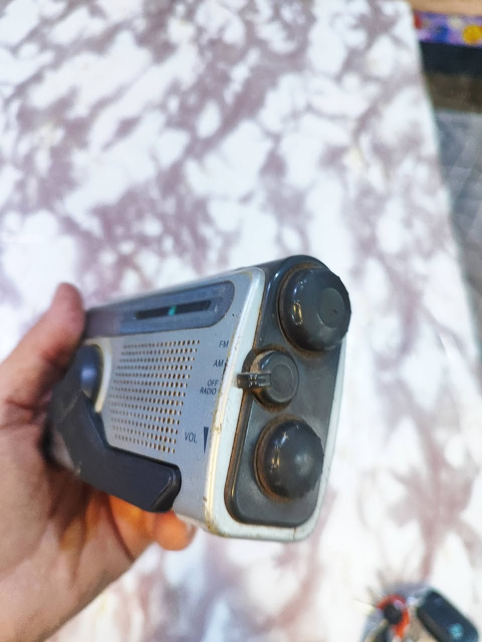 راديو للبيع
سوني قديم 3 موجات سعره 25 بس نقص قبق البطاريات


**إذا كنت صاحب هذا الإعلان وتريد حذفه لأي سبب، رجاءا أرسل رسالة إلى الدعم الفني**