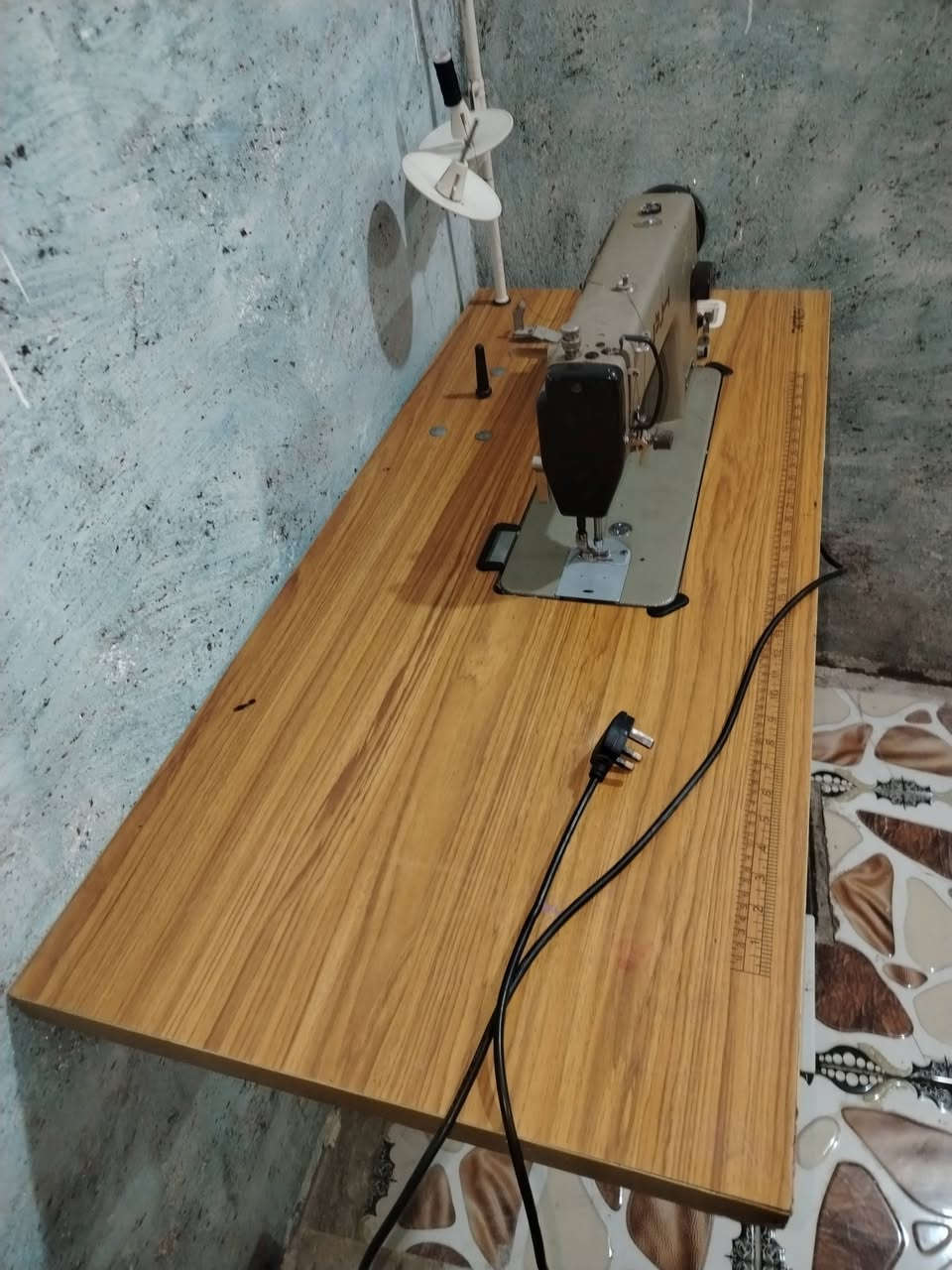 السلام عليكم 
مكينه براذر ضخمه للبيع كدام عينكم 350وبيهه مجال
