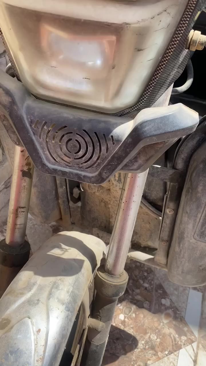 للبيع دراجه شحن موديل ٢٠٢٤
بيهه عطل بل ملف اوبطاريات مابيهه أبيع  على هل وظعيه 
٢٠٠ بيهه مجال بسيط 
***********
