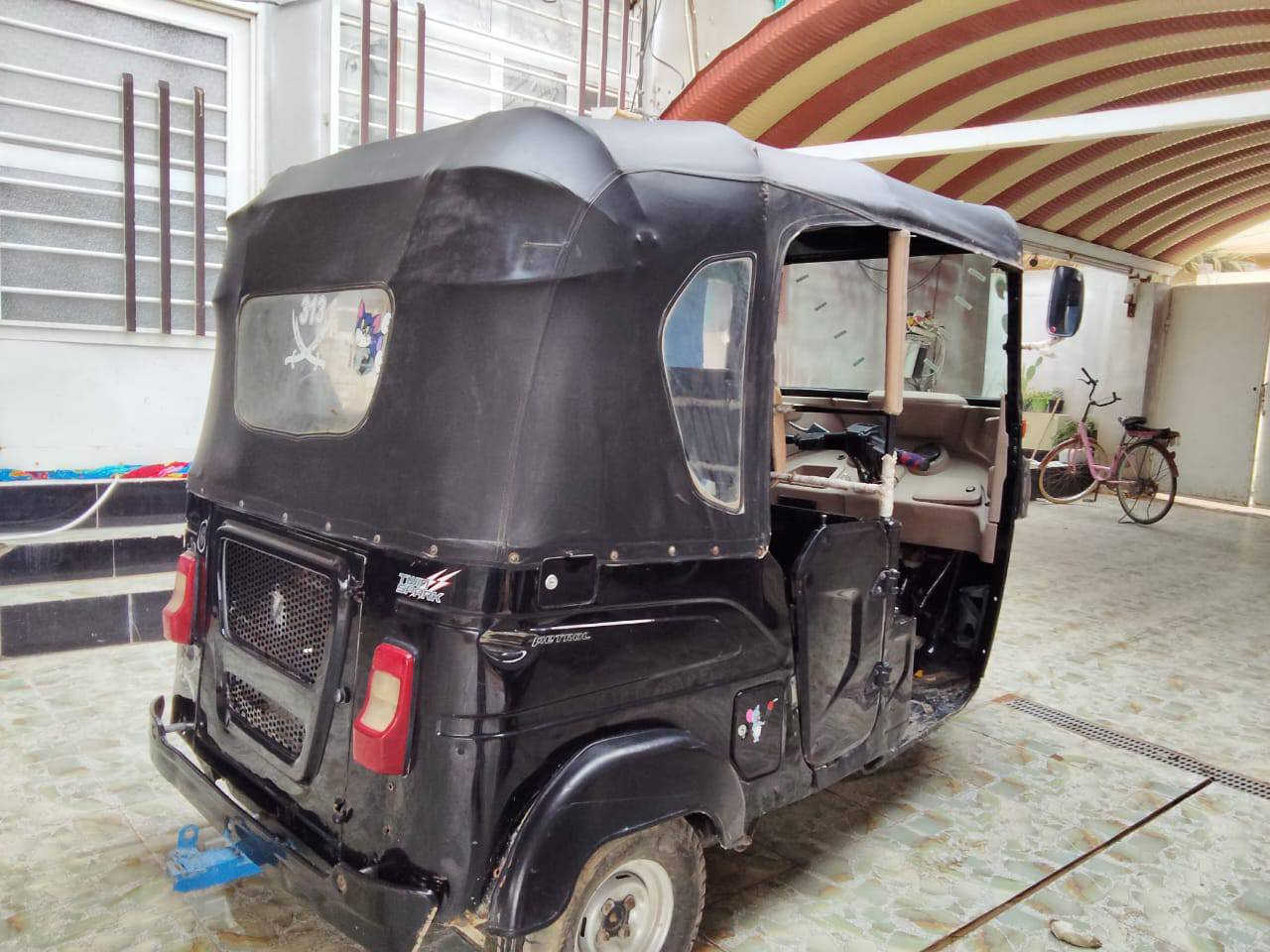 للبيع موديل 22 شرط مكينه 23 مشدوده تكتك خير من الله تكتك اوراق كامله كله شغاله مابيه  اي نقص مكاني اديالى الخالص سعديه الشط رقمي ‏‪***********‬‏
