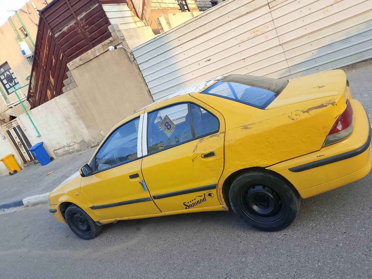 من رخصة مدير الكروب سيارة سمند رقمهه ميسان وراعيهه موجود عنواني البصرة قبله حي الجامعه ***********
