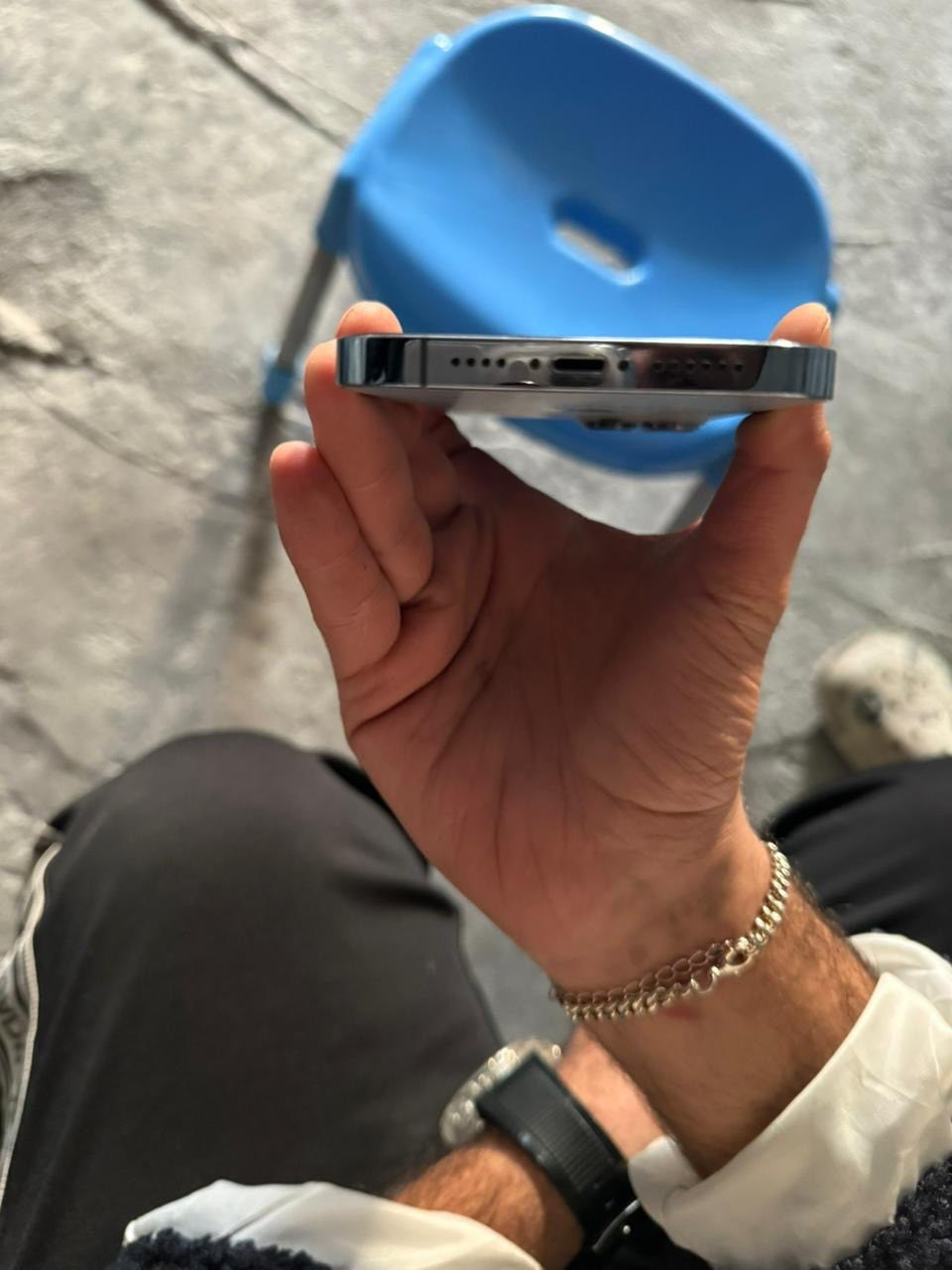 السلام عليكم ايفون ١٣ برو ماكس ٢٥٦ بطاريه مبدله اصليه وقيع مبدله غراض تفصيخ اصلي + شاشه بيها فطر ممبين والضهر بي فطور مثل ما موضح بصور رايده ب ٤٥٠ وبي مجال قليل كلش حك الجية مكاني كرخ كاظمية 
***********
