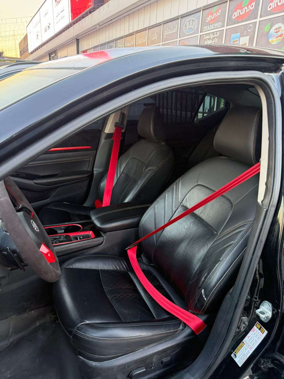 🚗 للبيع: Nissan Altima 2023 SR موديل 2023 🔥

📍 المواصفات:

* الفئة: SR (سبورت)
* اللون: أسود (Super Black) 🖤
* محرك 4 سلندر اقتصادي وقوي (حوالي 188 حصان) (Cars.com)
* قير أوتوماتيك CVT ناعم
* جنوط رياضية 19 إنش
* نظام شاشة + بلوتوث + Apple CarPlay
* كاميرا خلفية + حساسات
* مثبت سرعة + أنظمة أمان حديثة

✨ المميزات:

* شكل رياضي مميز (شبك أسود + مرايا سوداء)
* داخلية سبورت بخياطة حمراء
* سيارة اقتصادية ومريحة للخطوط
* استخدام نظيف جدًا

📊 الحالة:

* شرط الفحص
* الحوادث (جاملغ وبنيد وباب)
* ممشى:( 50000كيلو متر)

📞 للتواصل: (***********)

🔥 فرصة لا تعوض – سيارة مناسبه جداًوبمواصفات سبورت بغداد, العراق
