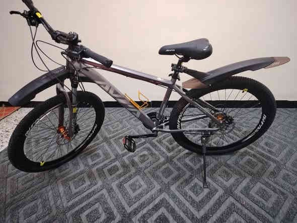 باسكل جبلي حجم 27 او نص  بريك دهن دبلات جديد ولله ما صاله سبوع السعر خاص الرقم *********** واتساب
