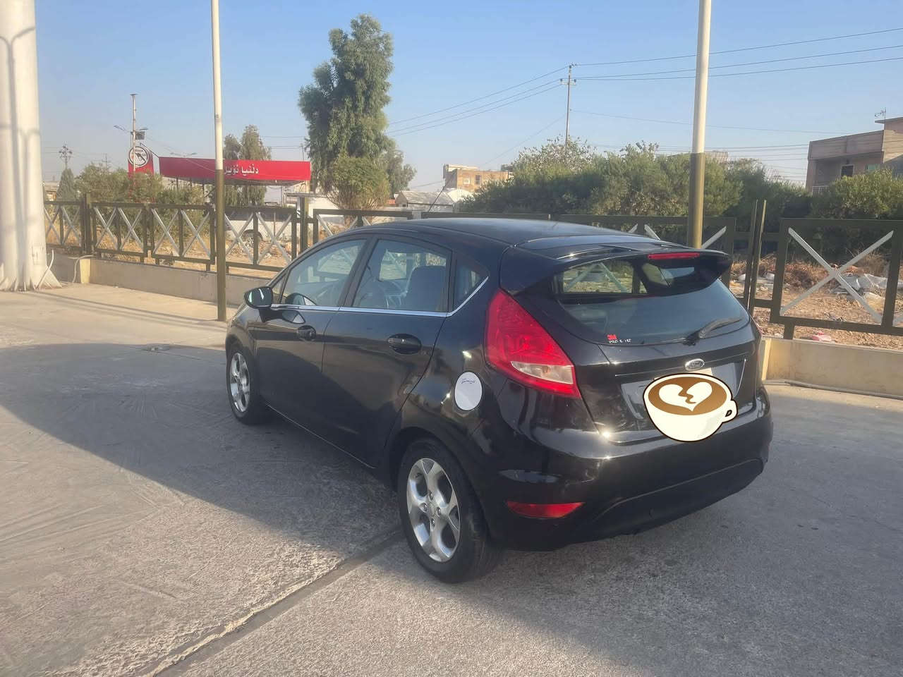 🚗 فورد فيستا 2011 للبيع – أوتوماتيك
• السعر: 6100 دولار
• الموقع  : أربيل 
• المحرك: 1.4 لتر – 4 سلندر
• الوقود: بنزين – مواصفات خليجية
• المسافة المقطوعة: 160,000 كم
• اللون: أسود 
• المقاعد: قماش 
• اللوحة: خصوصي – أربيل
✨ سيارة،اقتصادية وعملية، للاستخدام اليومي.

📞 للتواصل واتس اب :
***********
