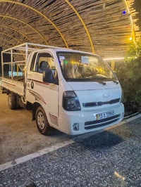 اريد مراوس فحل اي موديل المهم نضيف/ هاي سيارة كيا نثية موديل 15 رقم مي...