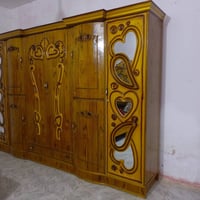 غرفة خشب • جديدة • واسط العزيزيه