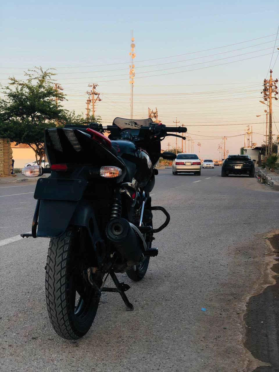 اسلام عليكم دراجة فكسر 2021
اوراق الدراجة علا وضع الشركة 
استخدام شخصي 
السعر مليون و400
البصرة كرمة علي 
***********
